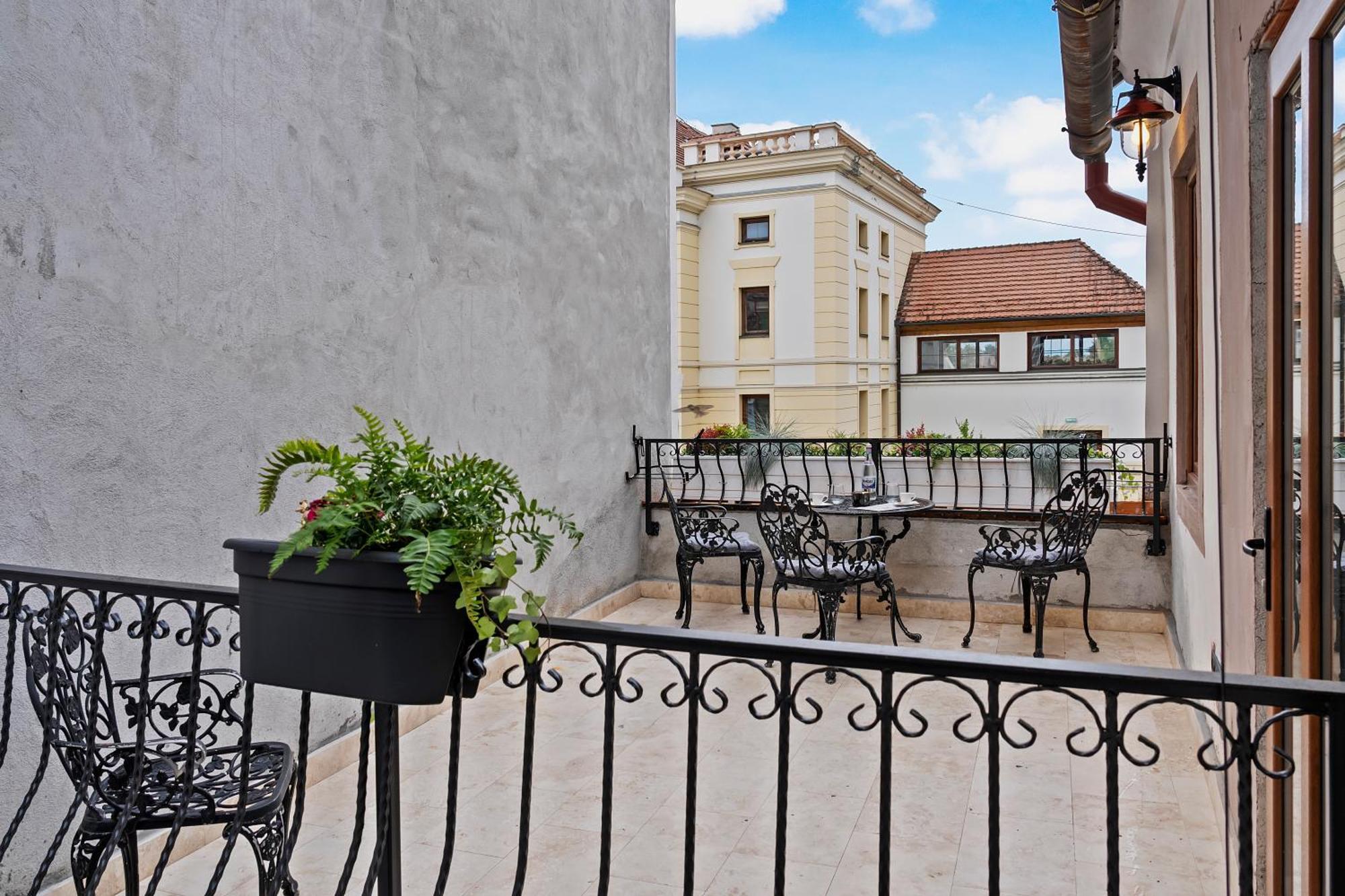 Gela'S Terrace Apartment Sibiu Exterior foto